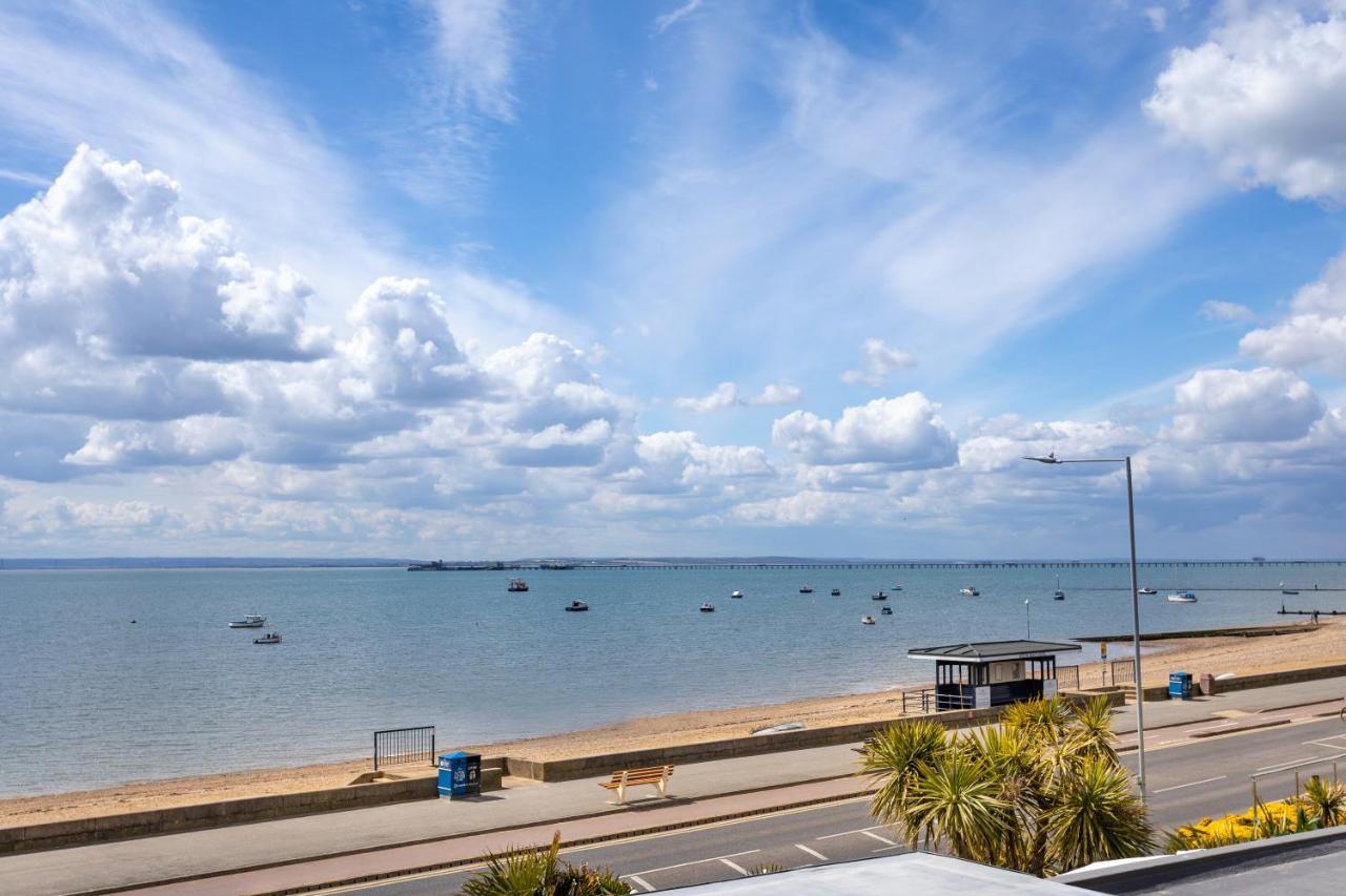 Roslin Beach Hotel Southend-on-Sea Exterior photo